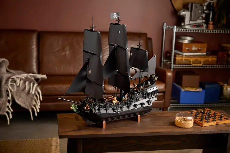 Le bateau pirate du capitaine Jack Sparrow - Lego