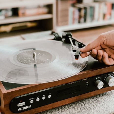 Abonnement vinyles collectors : le cadeau musique qui dure dans le temps
