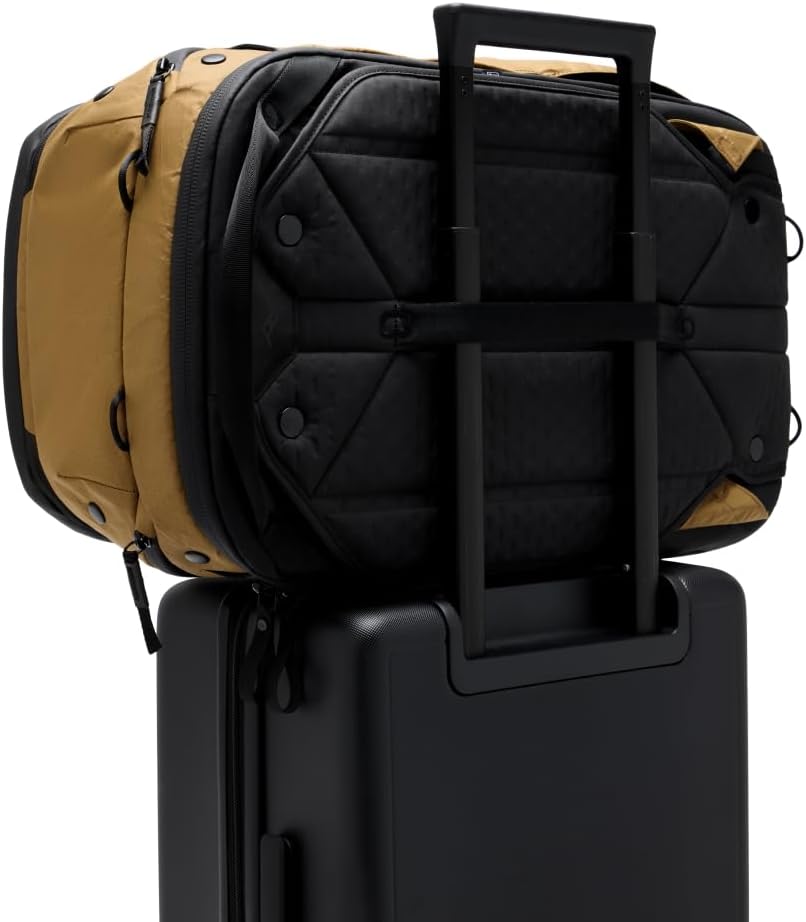 Peak Design Travel Backpack 45L Coyote : le sac premium modulable Peak Design