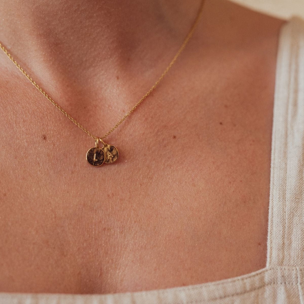 Collier personnalisé avec initiales - Le cadeau plein de sens à offrir