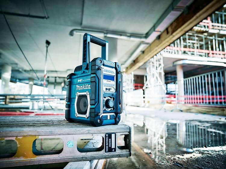 Radio de chantier ultra robuste Makita DMR112