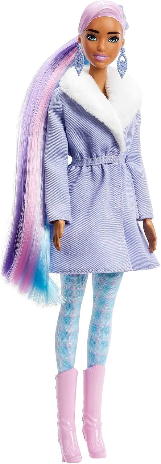 Poupée Barbie Color Reveal en tenue d'hiver