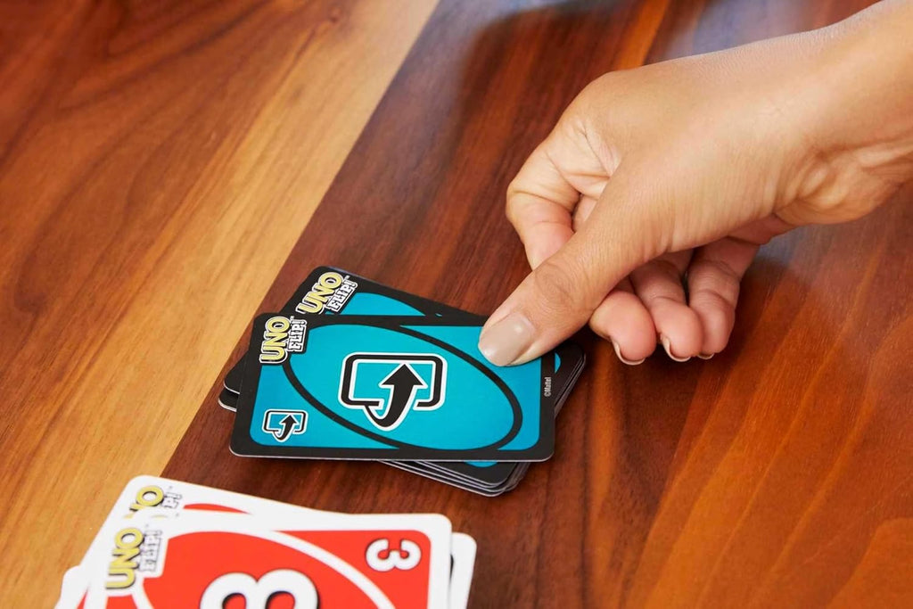 UNO Flip : Le jeu de cartes recto-verso qui double le plaisir