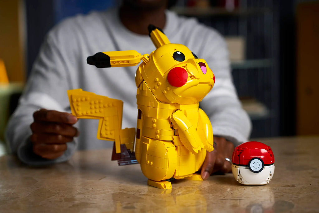 LEGO Pokémon Pikachu et Poké Ball