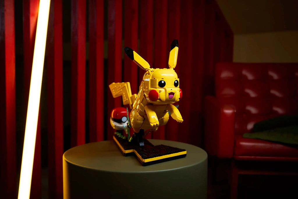 LEGO Pokémon Pikachu et Poké Ball