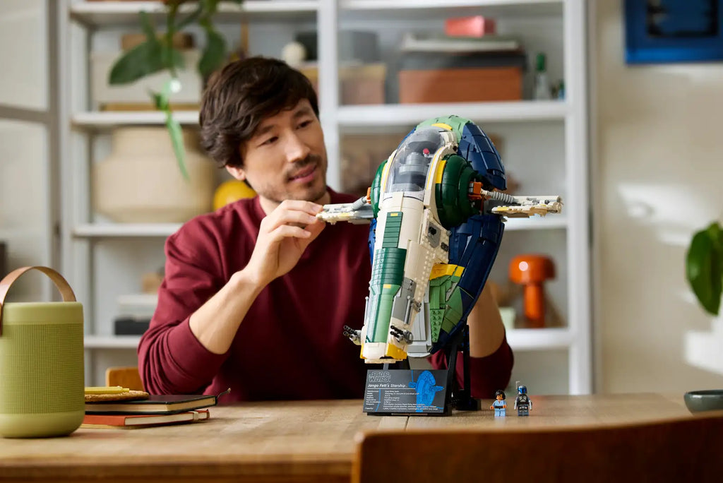 LEGO Star Wars – Le vaisseau de classe Firespray de Jango Fett 75409 – UCS