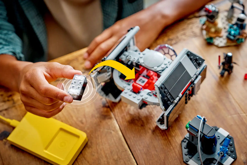 SMART Play : le TIE Fighter de Dark Vador – LEGO Star Wars #75421