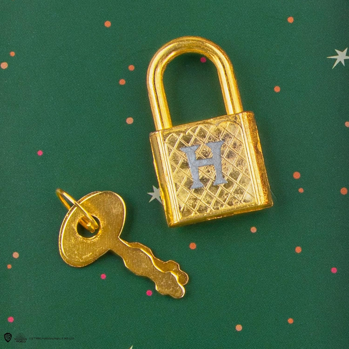 Cadenas doré gravé H et sa clé, calendrier de l'Avent Harry Potter Deluxe