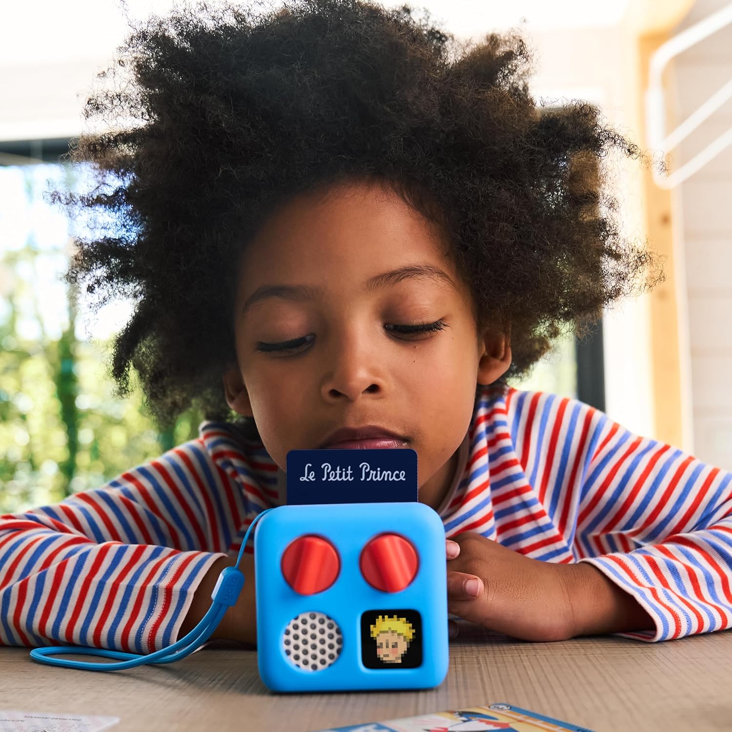 Boîte à histoires Yoto Mini + Pack La Petite Bibliothèque des Émotions – Yoto