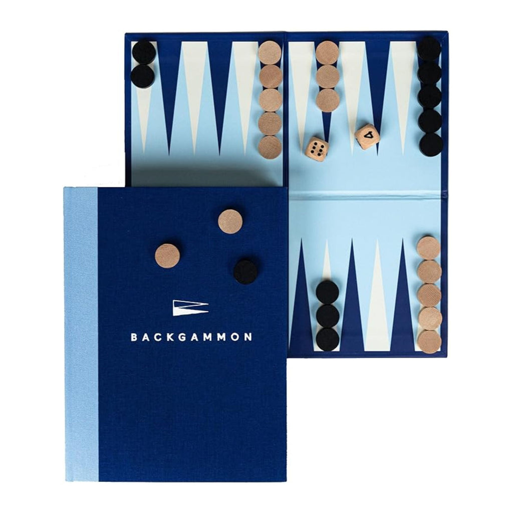 Jeu de backgammon en bois dissimulé dans un faux livre