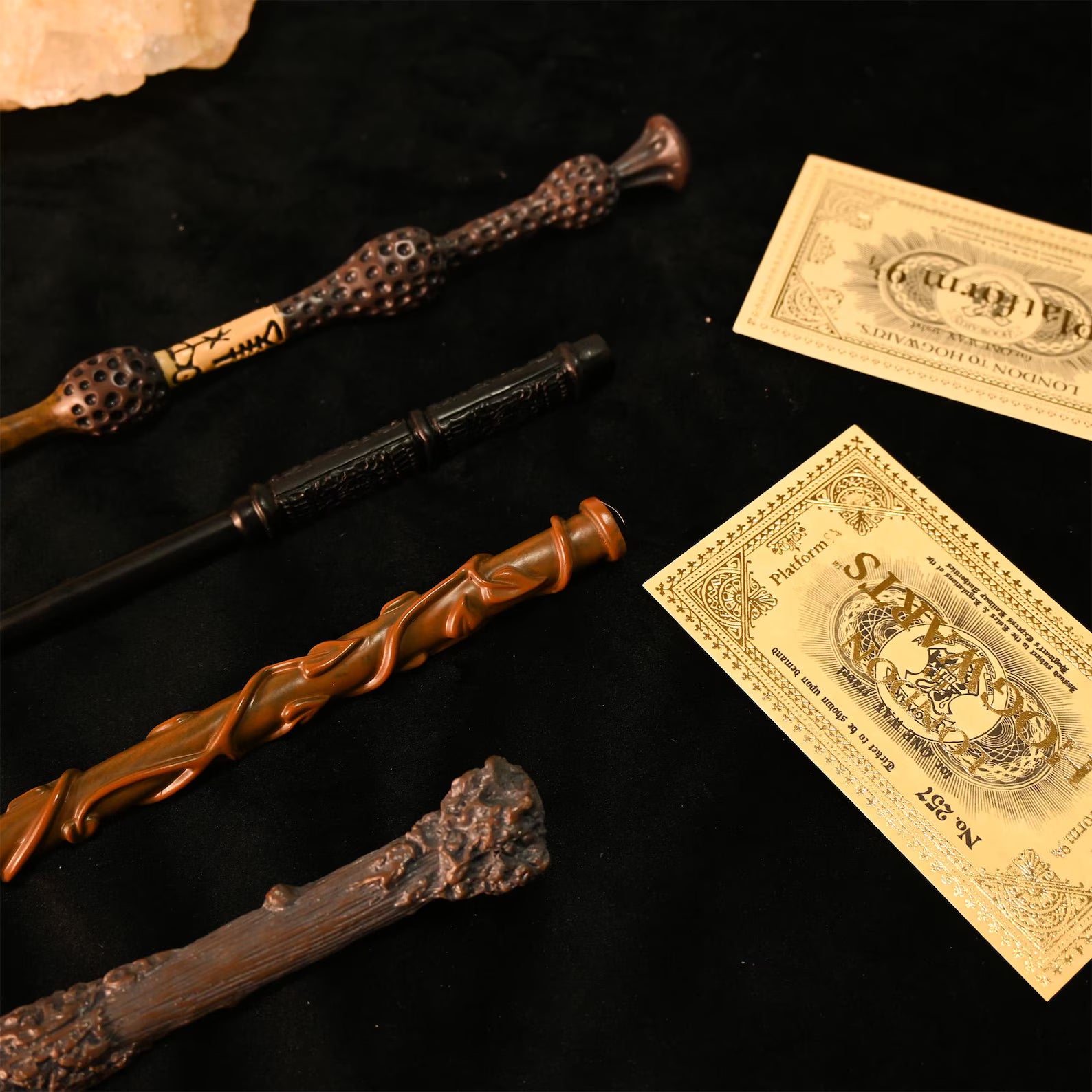 Baguette de sorcier personnalisée avec boîte - 30 styles au choix