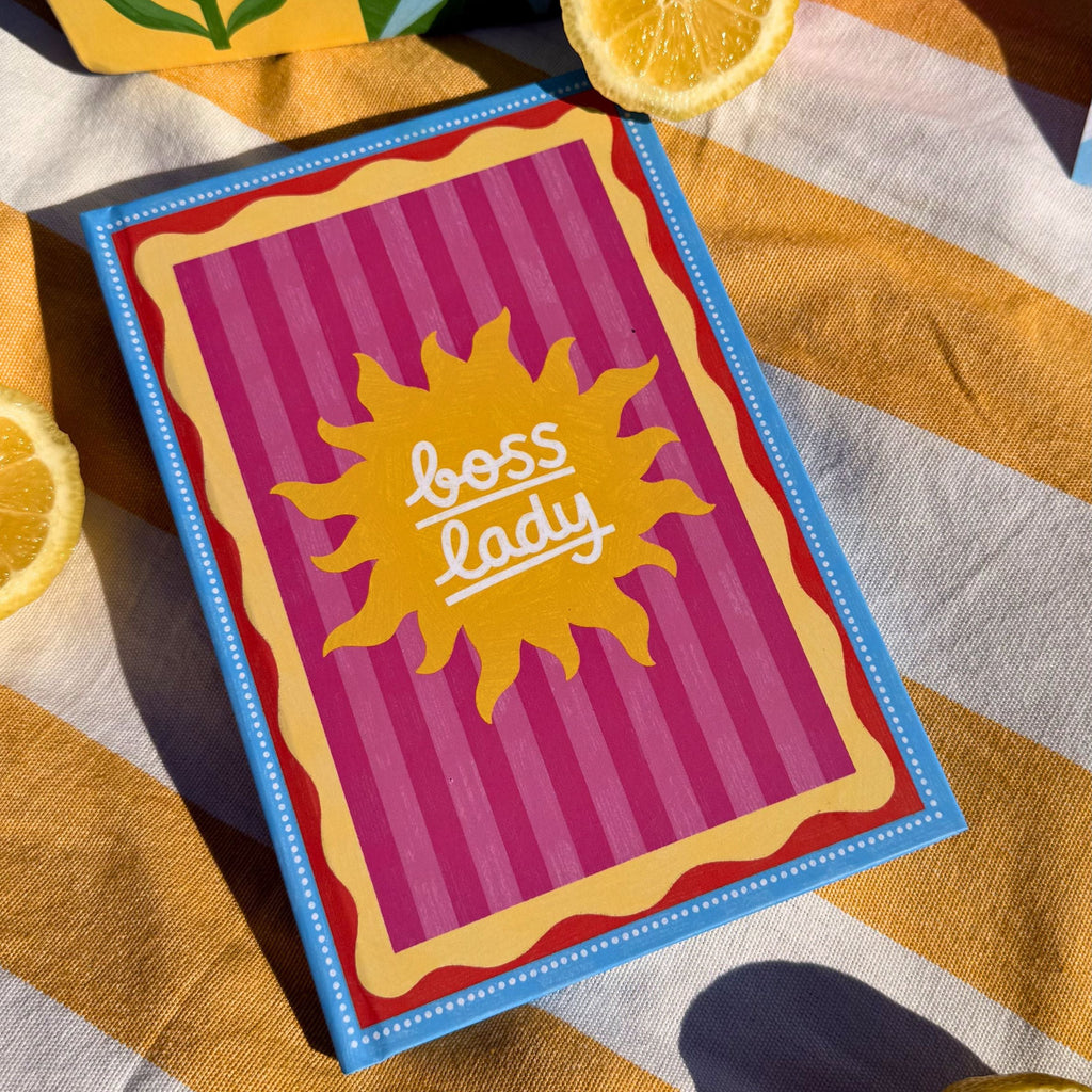 Carnet Boss Lady au motif coloré et à la couverture texturée