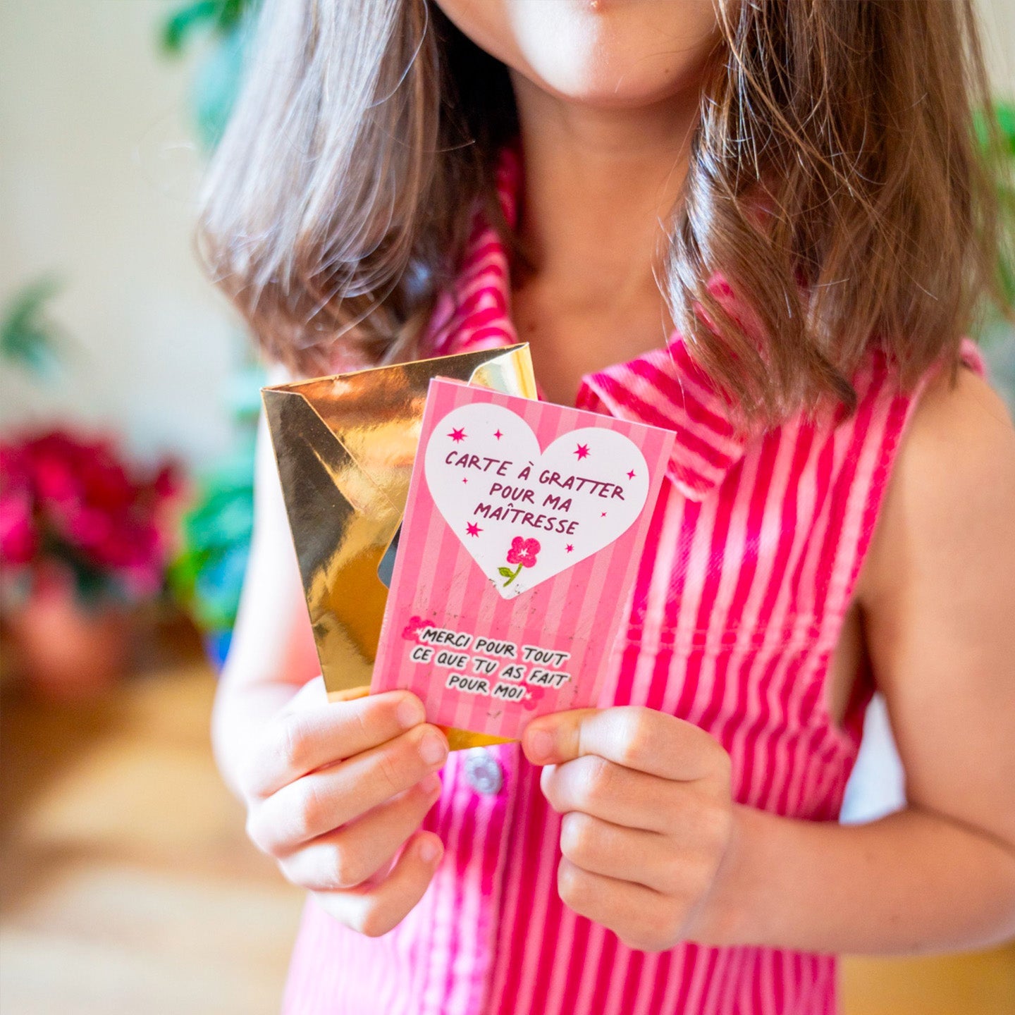 Carte à gratter merci maîtresse avec zone surprise dorée