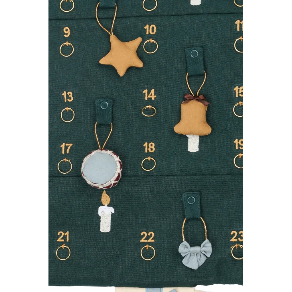 Calendrier de l’Avent mural en tissu – Fabelab