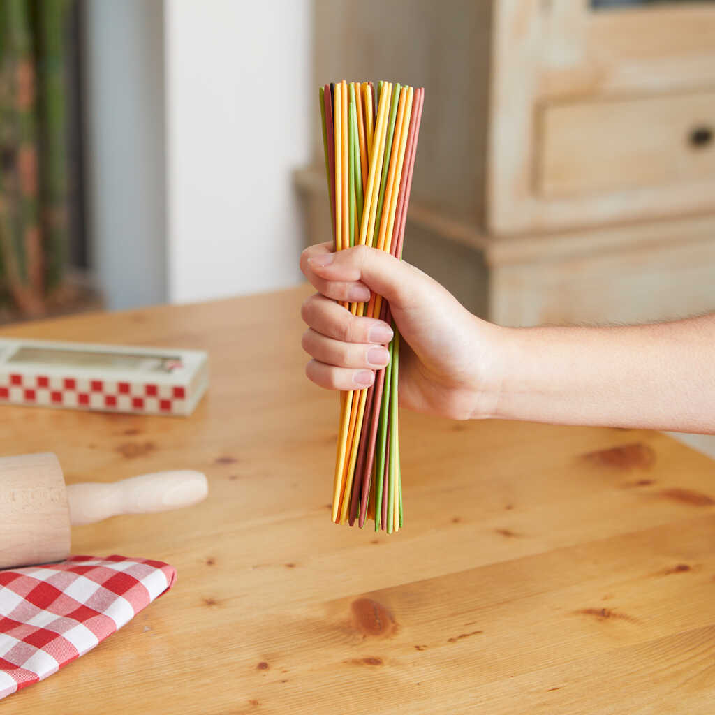 Jeu d'adresse mikado spaghetti à offrir entre amis