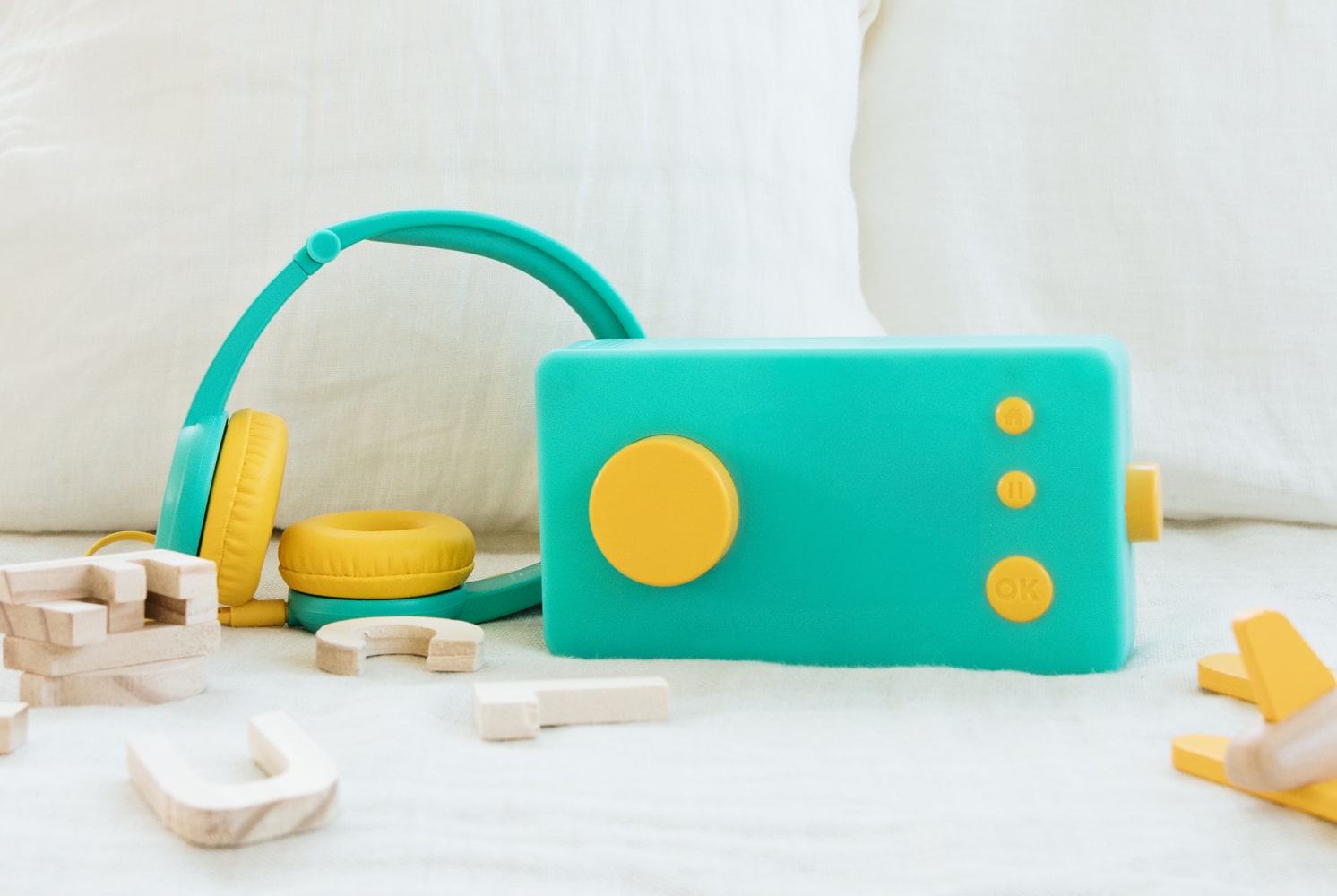 Boîte à histoires avec casque audio enfant Ma Fabrique à histoires verte et son casque