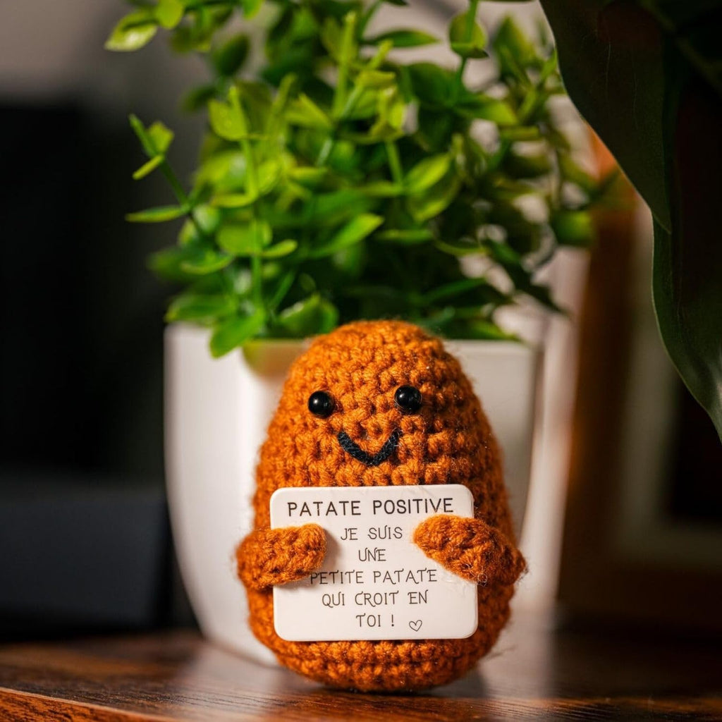 Patate Positive – Mini peluche motivante au crochet avec carte