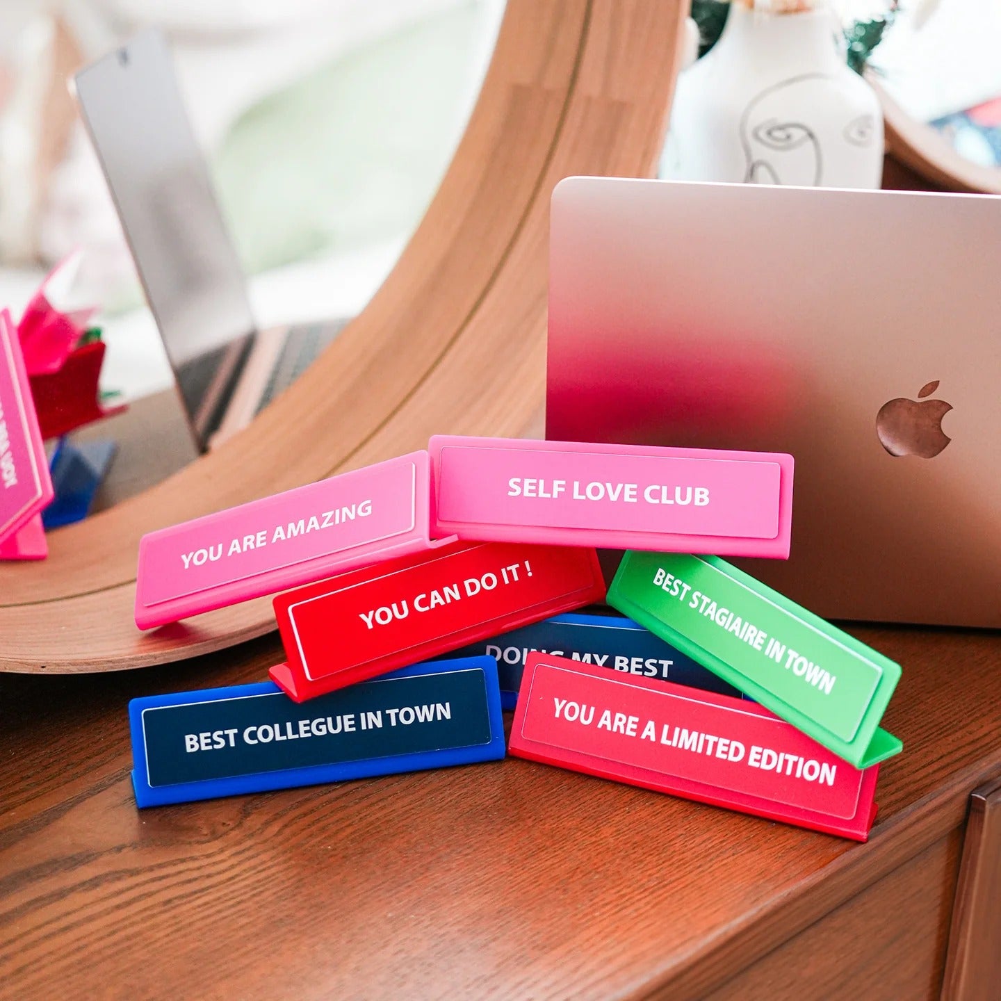 Plaque de bureau personnalisée message humour - Mieux que des fleurs