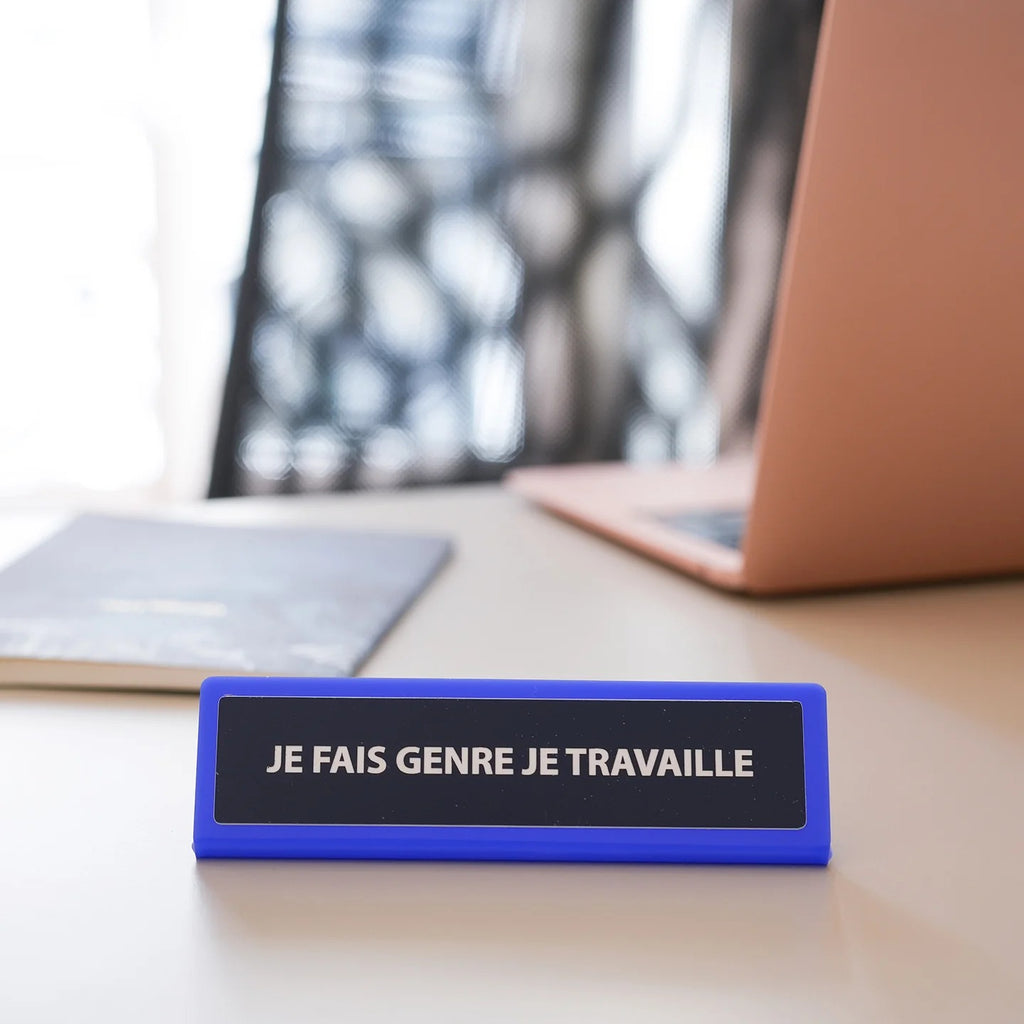 Plaque de bureau personnalisée message humour - Mieux que des fleurs