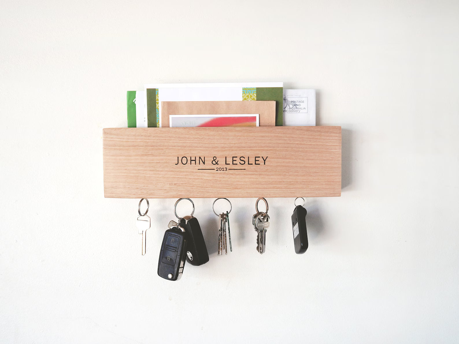 Porte-courrier & porte-clés en chêne : le cadeau pratique qui fait chic dans l’entrée