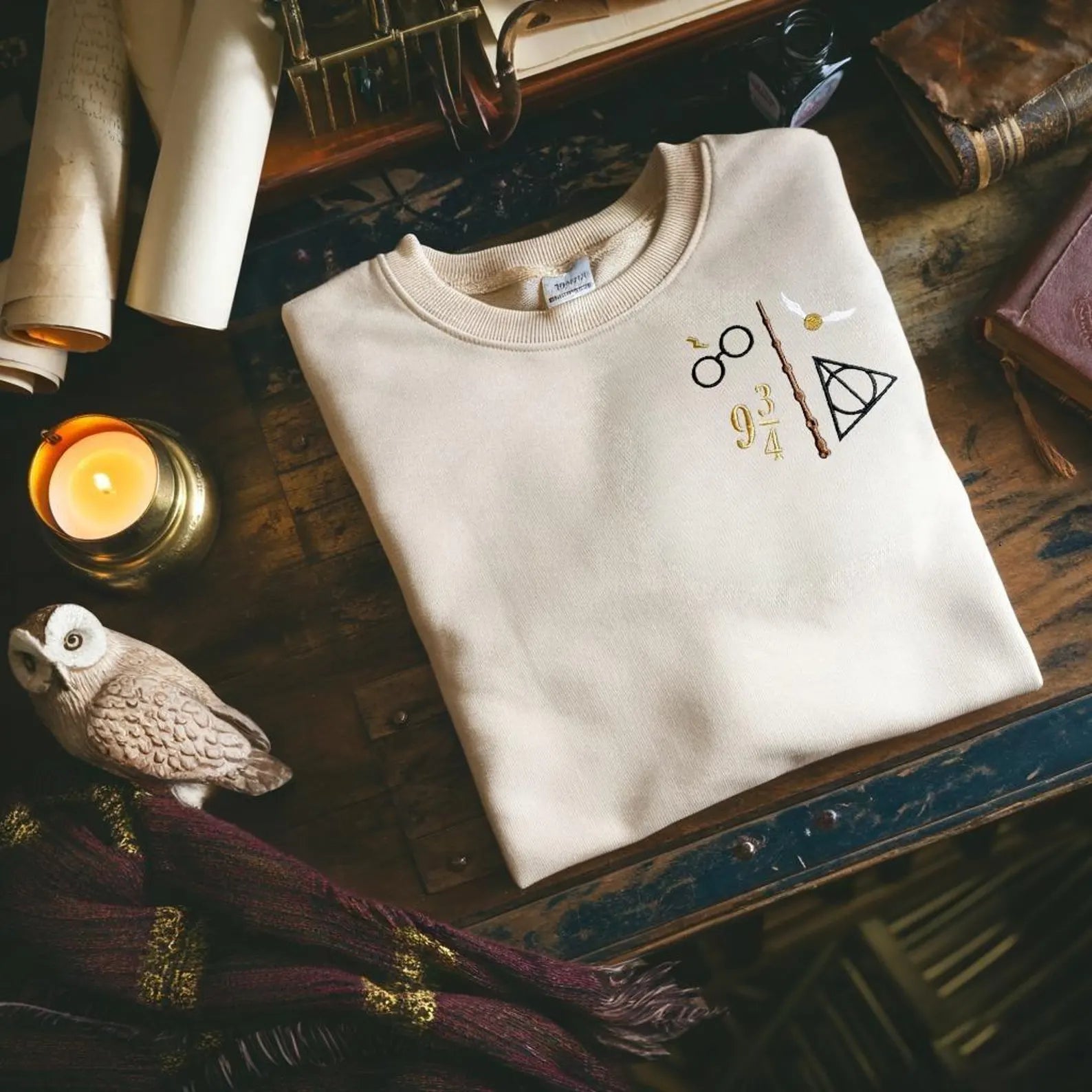 Sweat-shirt brodé Magic Wizard unisexe