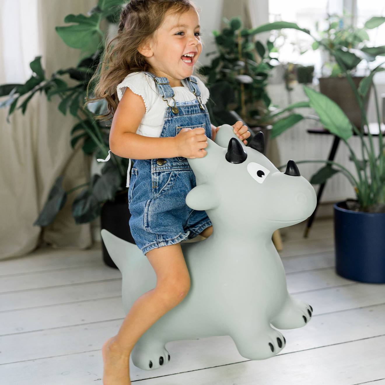 Animal sauteur gonflable pistache - dino