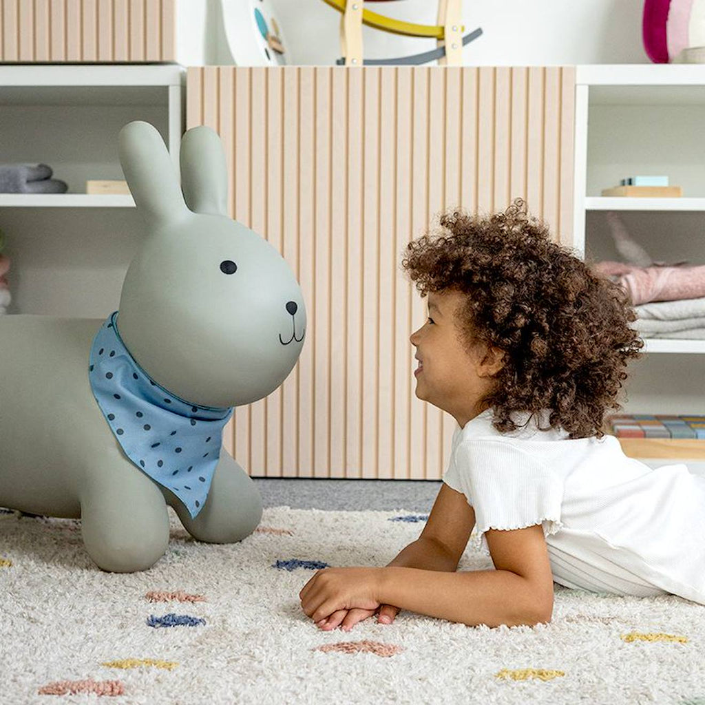Animal sauteur gonflable gris foncé - lapin