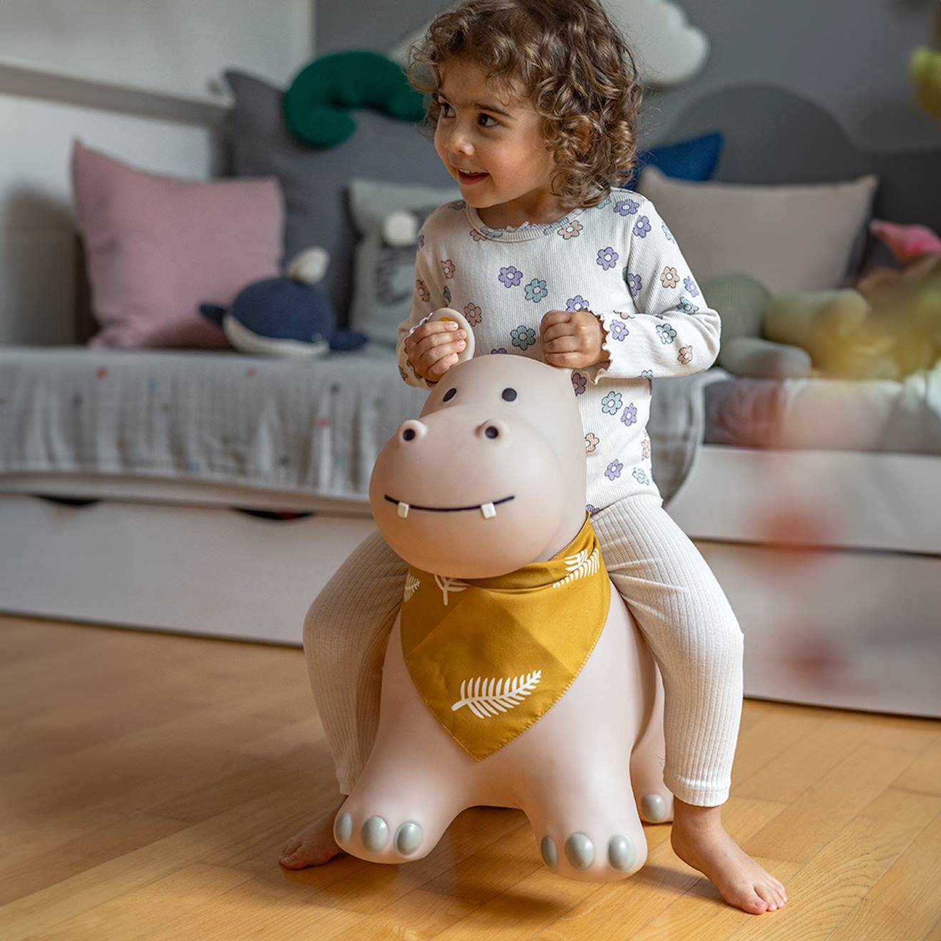 Animal sauteur gonflable sable - hippo