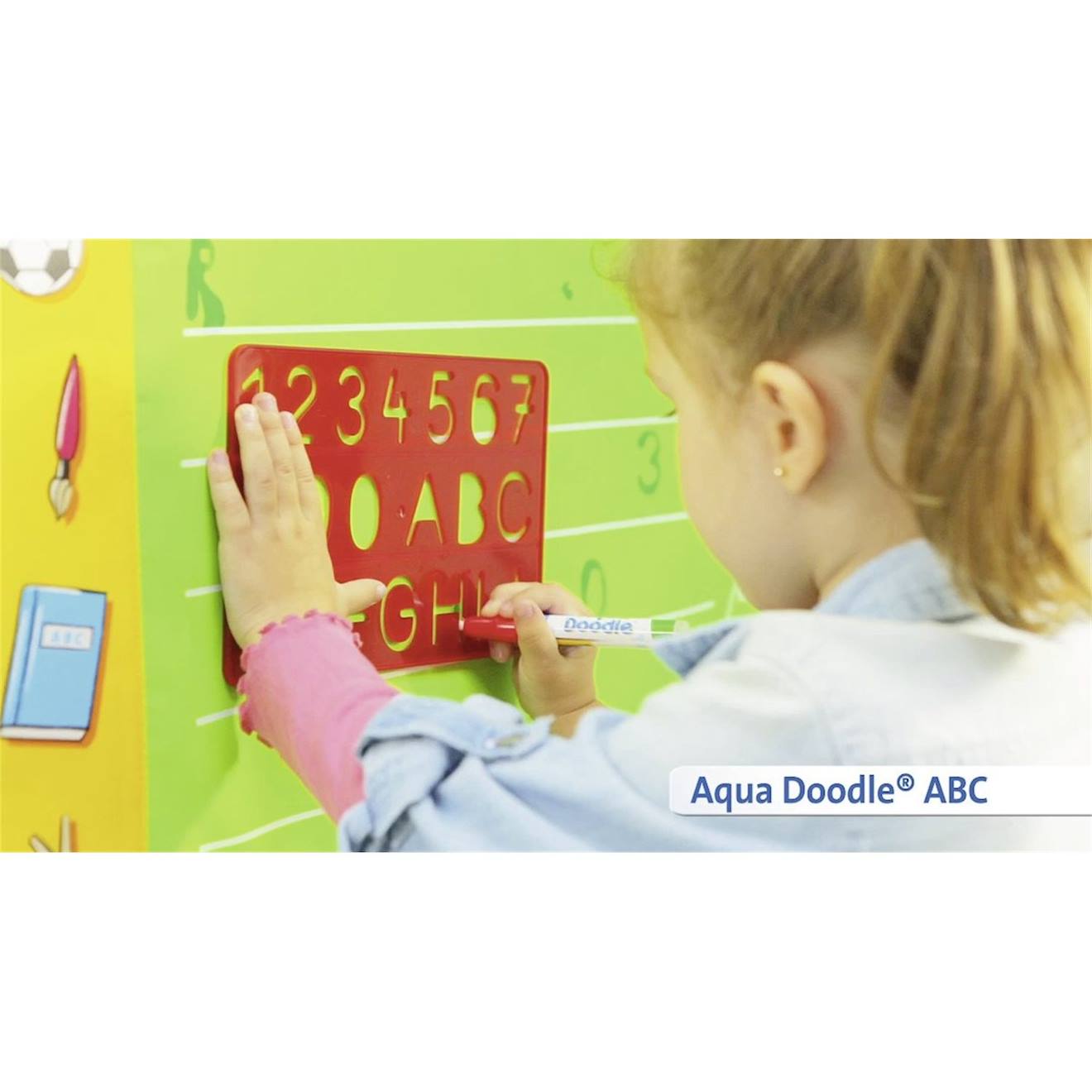 Aqua doodle le tableau magique pour dessiner et écrire multicolore