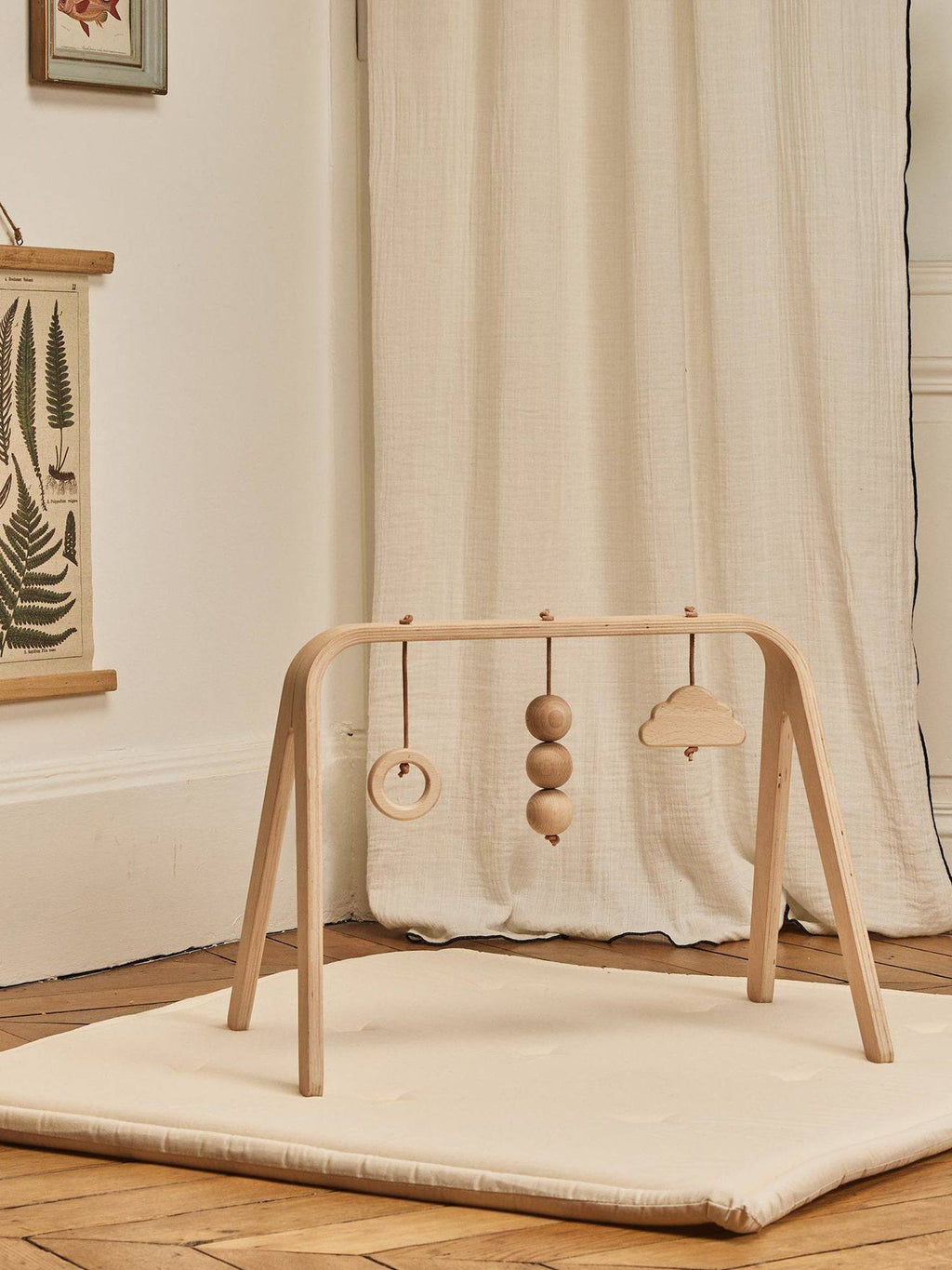 Arche d'éveil naho avec jouets en bois