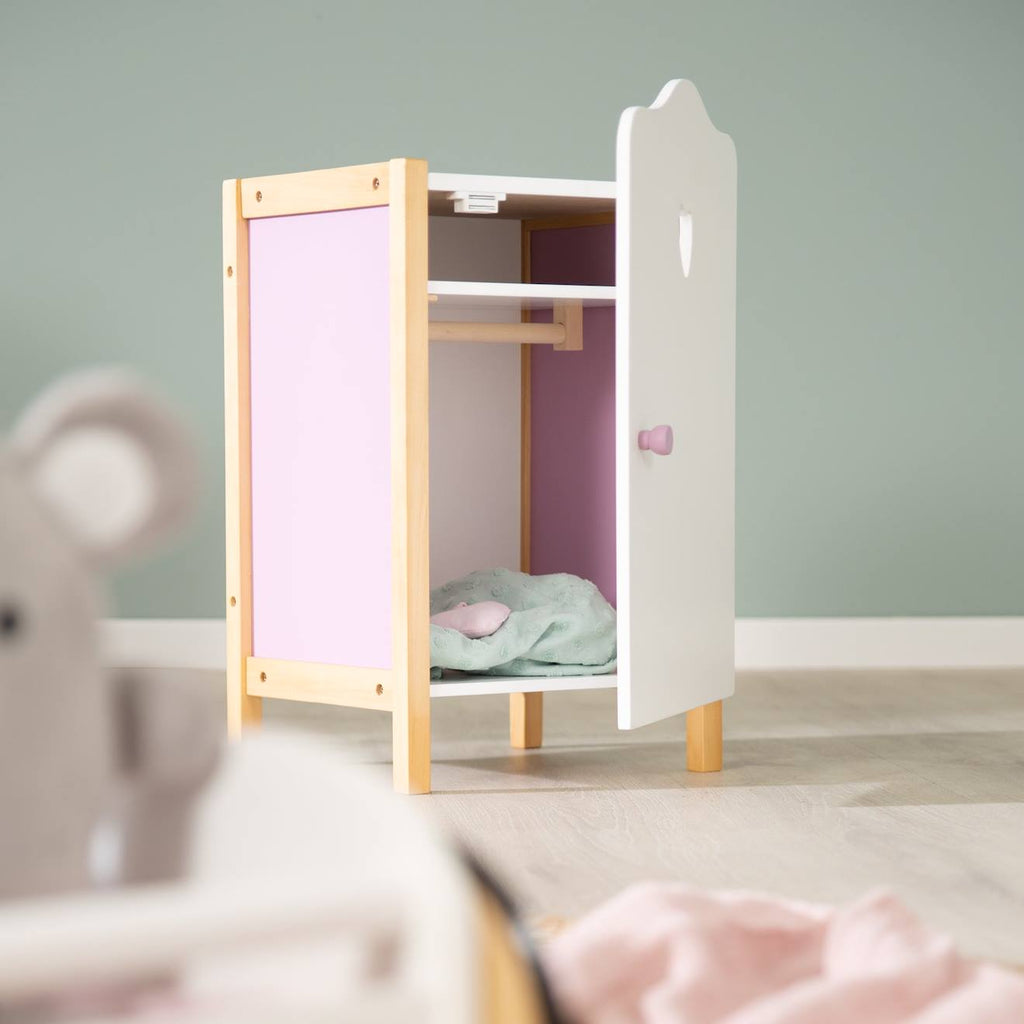 Armoire de poupée avec penderie et étagère scarlett lilas, blanc et naturel