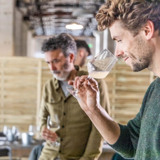 Assembler son vin dans un chai urbain Wecandoo