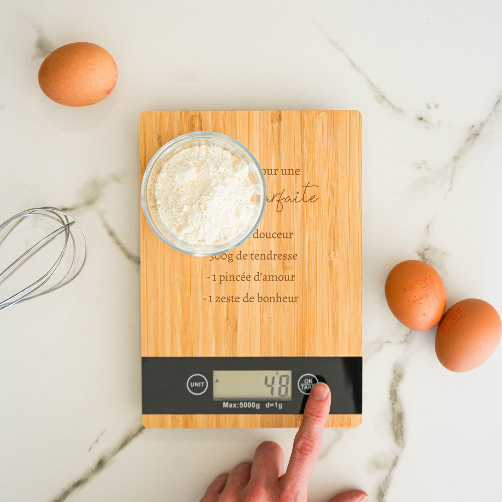 Balance de Cuisine et Planche à Découper à Personnaliser - Planche à Découper Personnalisée