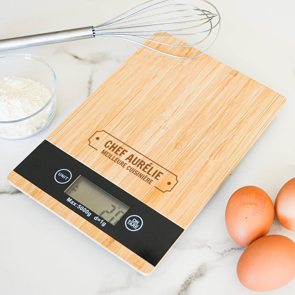 Balance de Cuisine et Planche à Découper Prénom à Personnaliser - Planche à Découper Personnalisée