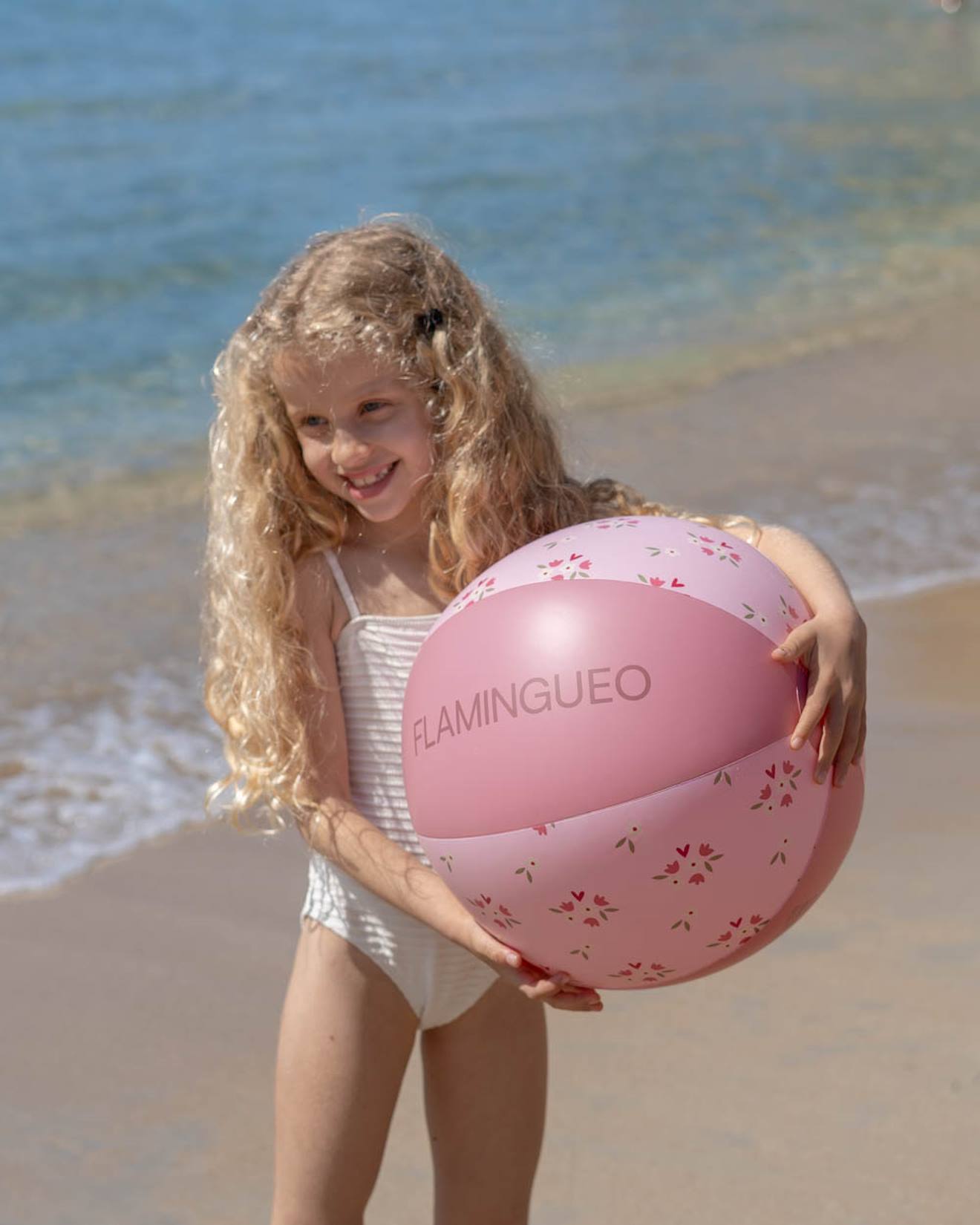 Balle gonflable enfant pour plage et piscine rose