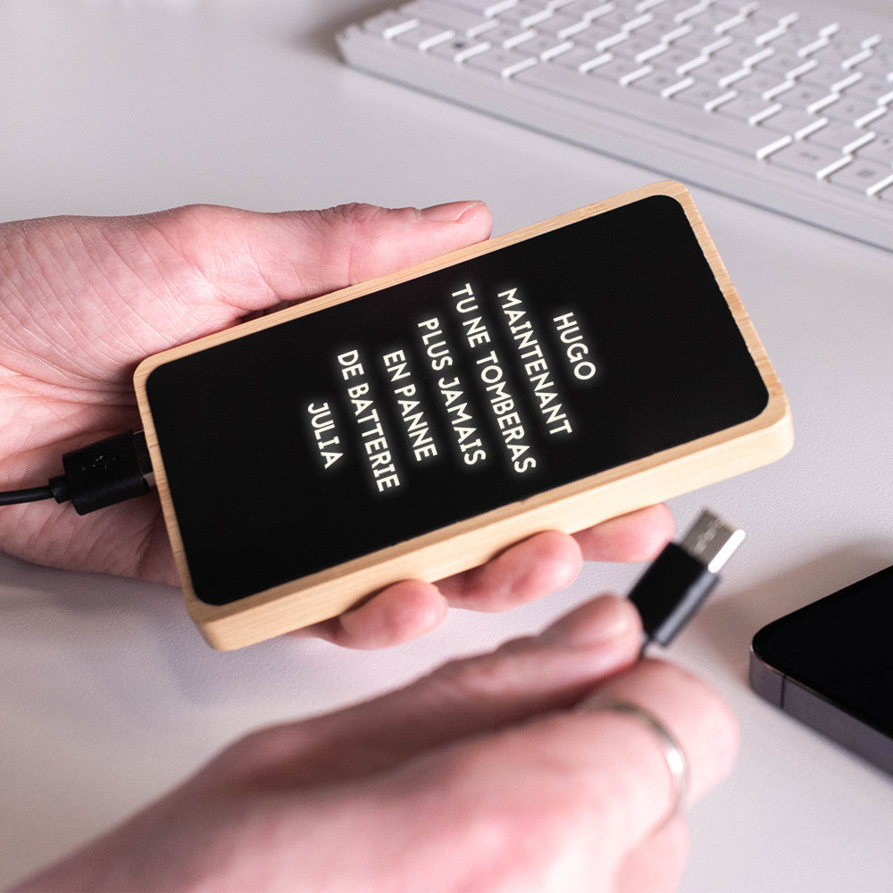 Batterie Lumineuse Message à Personnaliser - Chargeur Personnalisé CadoMaestro