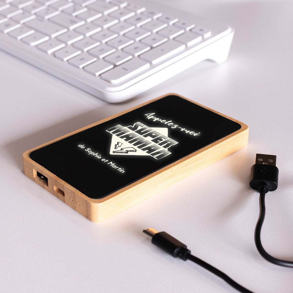Batterie Lumineuse Super Maman à Personnaliser - Chargeur Personnalisé CadoMaestro