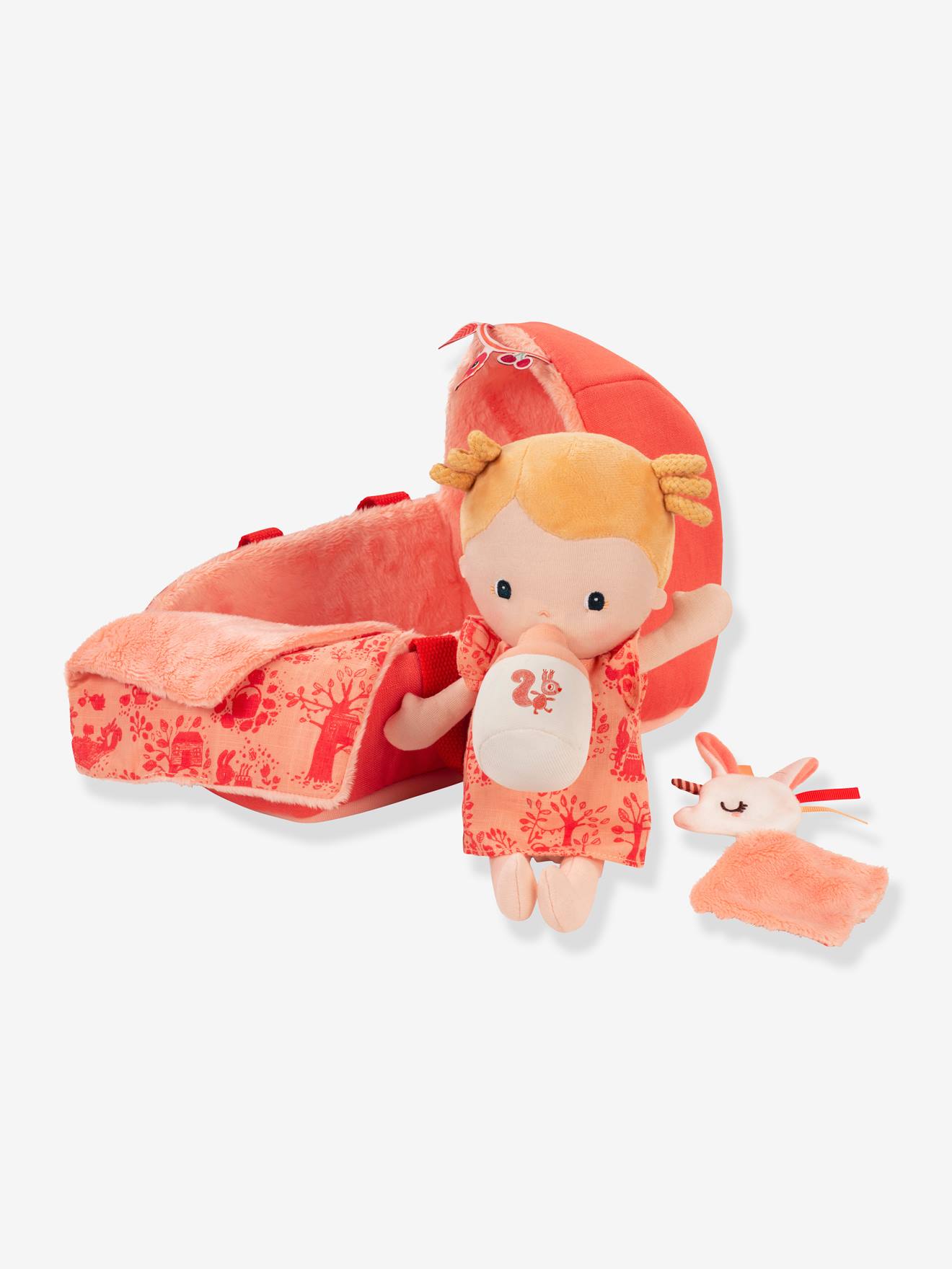 Bébé léna et son couffin - s rose