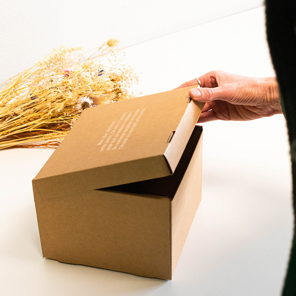 Boîte Cadeau avec Message Vocal à Personnaliser - Papier Cadeau