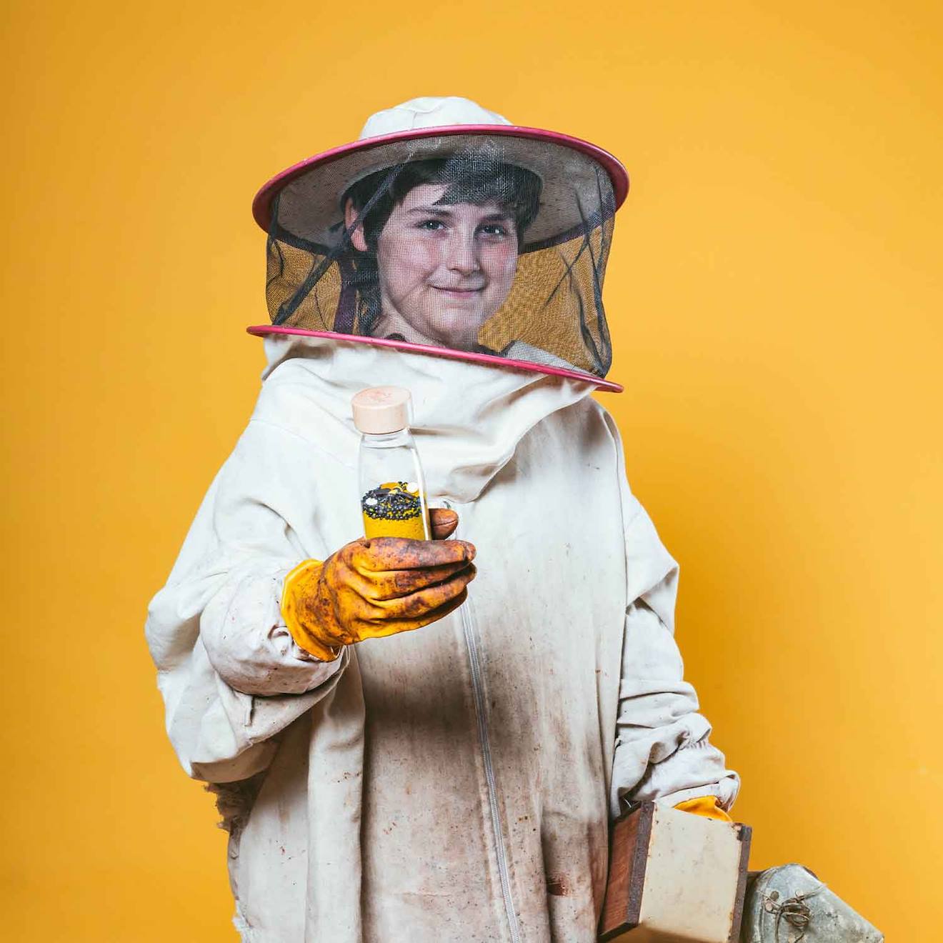 Bouteille sensorielle sound jaune, abeilles