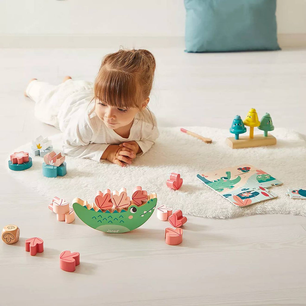 Box Janod 24 mois, 4 jouets d'éveil multicolore