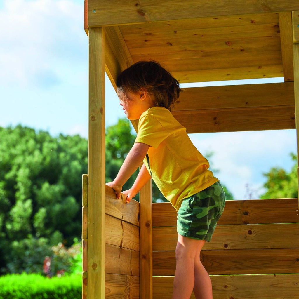 Cabane sur pilotis avec toboggan cimes bois FSC marron - vert