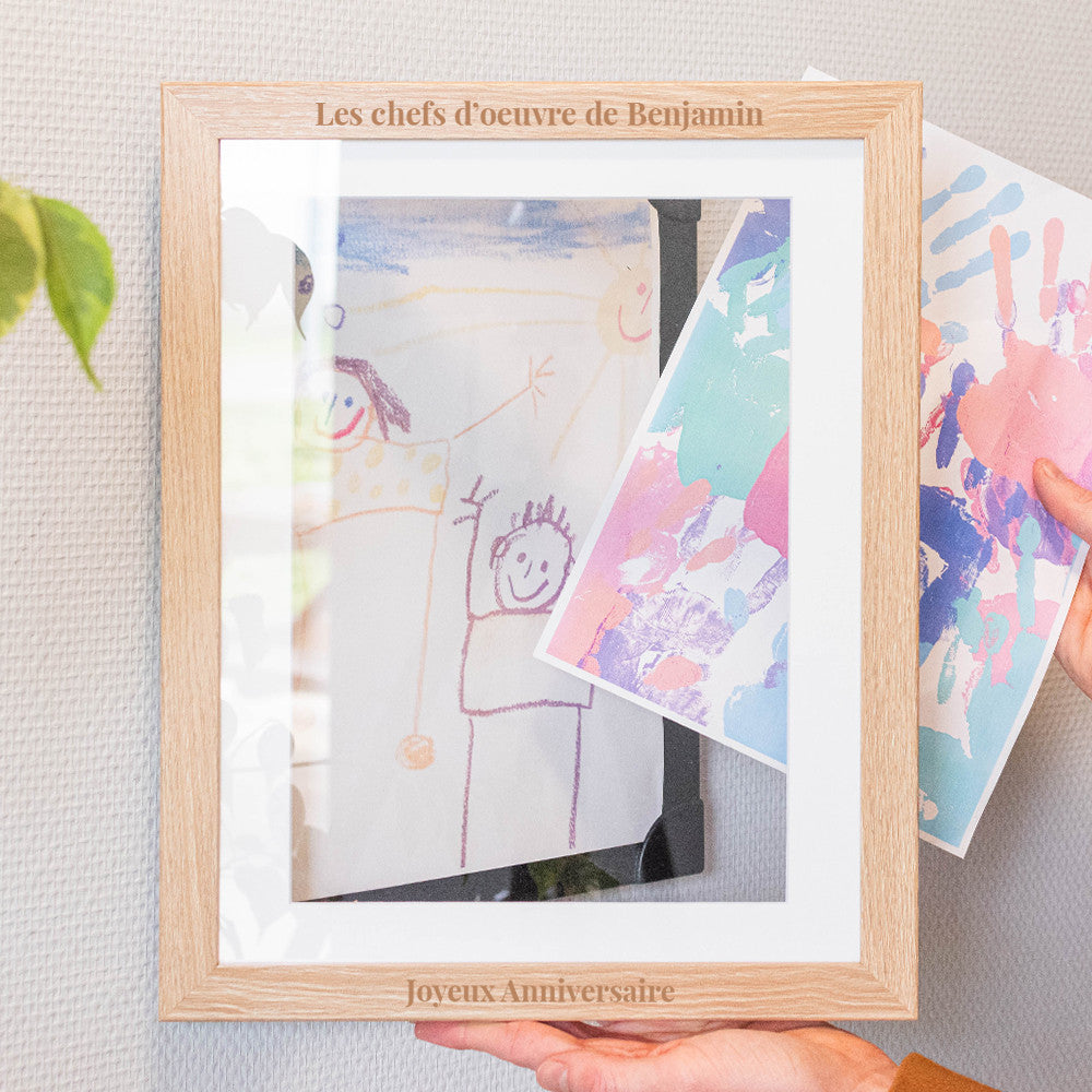 Cadre pour 50 Photos ou Dessins A4 à Personnaliser - Cadre Photos Original