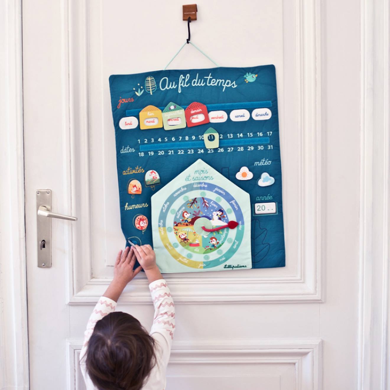 Calendrier au fil du temps bleu