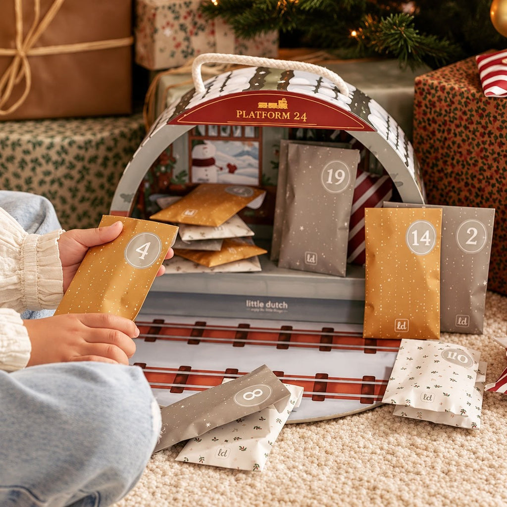 Calendrier de l’Avent Little Dutch 2026 – Train de Noël à fabriquer – photo 3