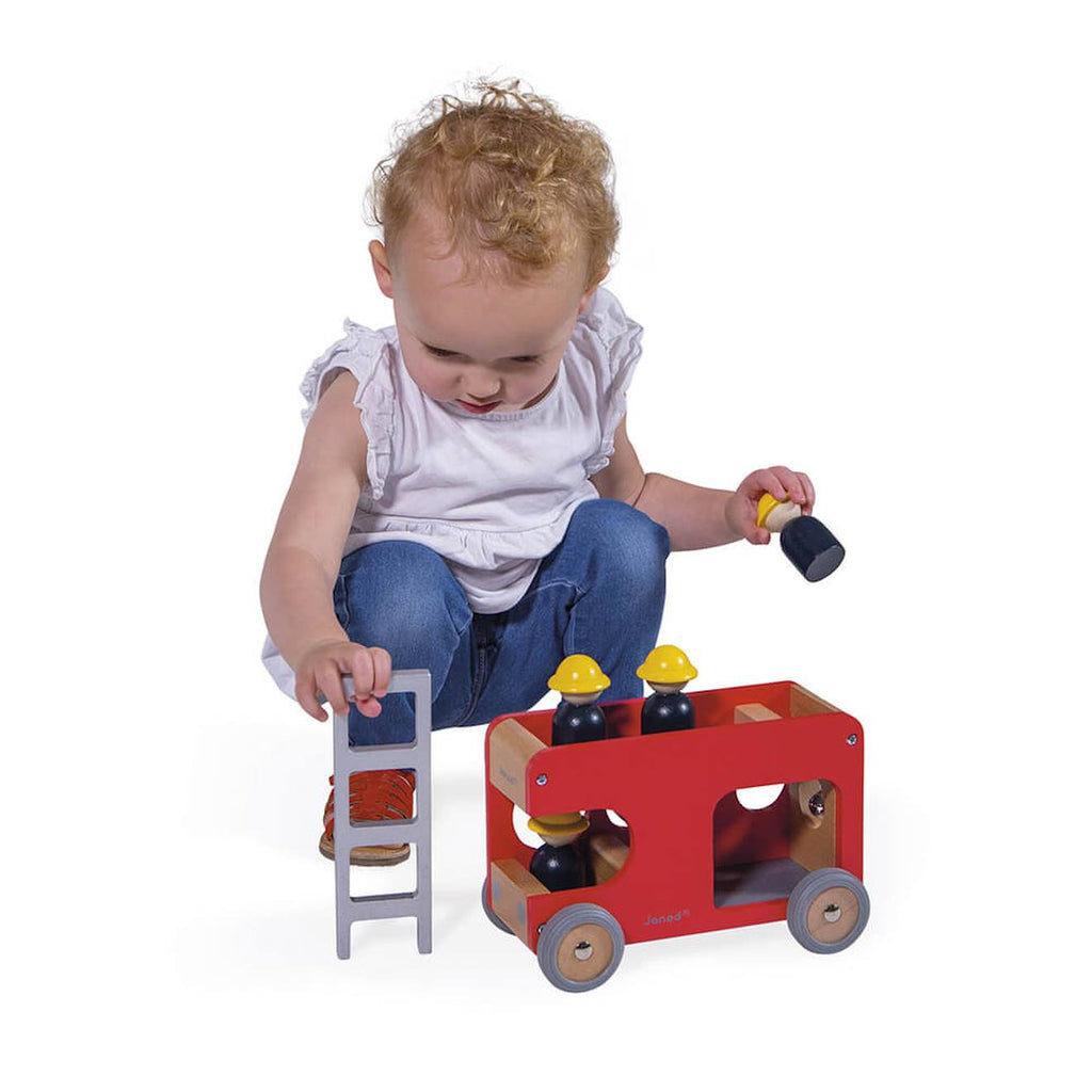 Camion de pompiers en bois FSC rouge