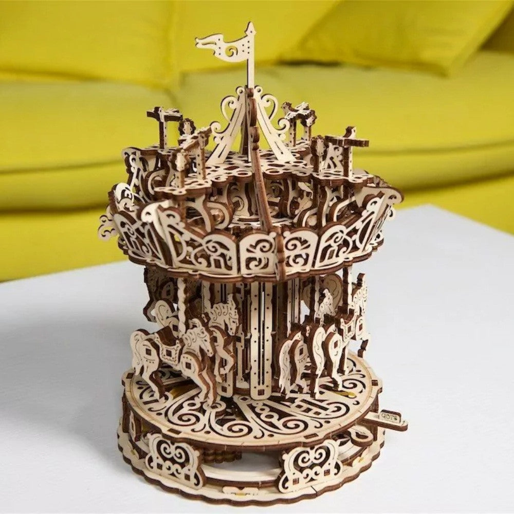 Grand Carrousel en Bois à Monter - Maquette Bois