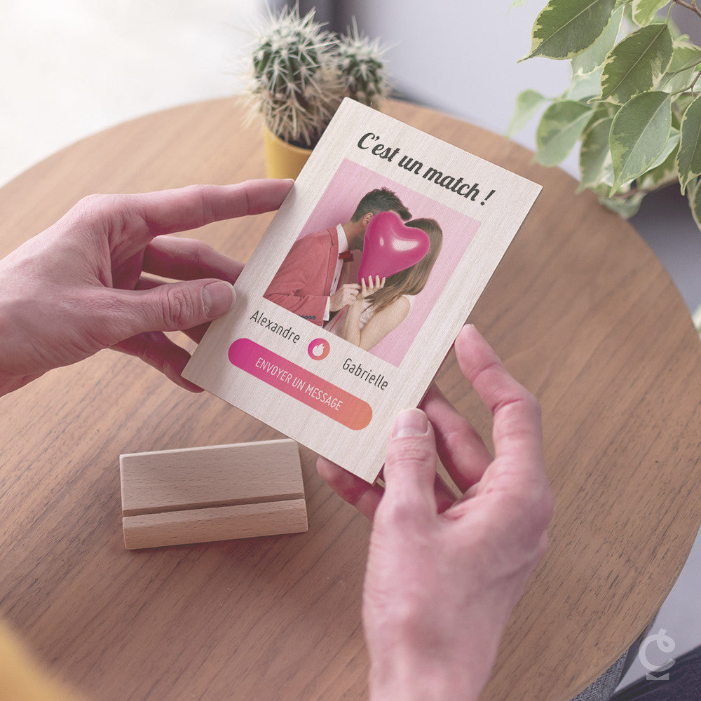 Carte en Bois C'est un Match à Personnaliser - Carte en Bois Personnalisable