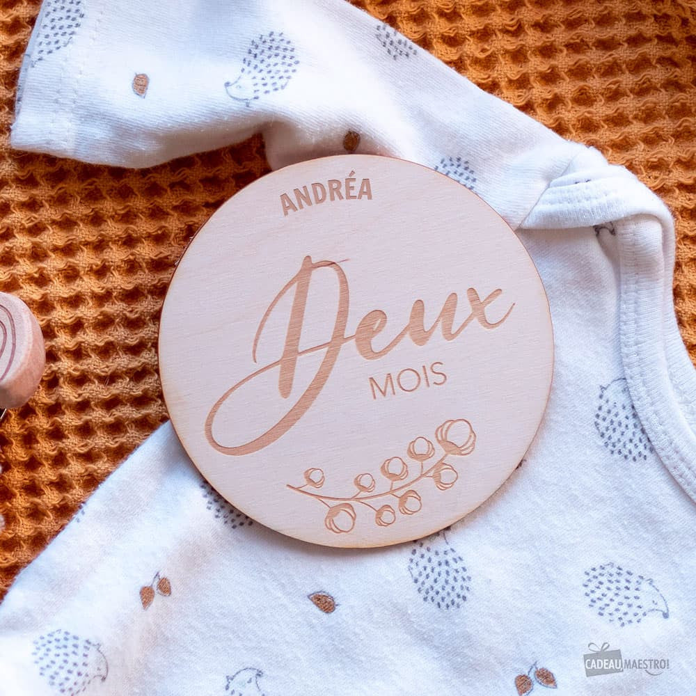 Cartes 12 Mois Bébé en Bois à Personnaliser - Accessoires Bébé Personnalisés
