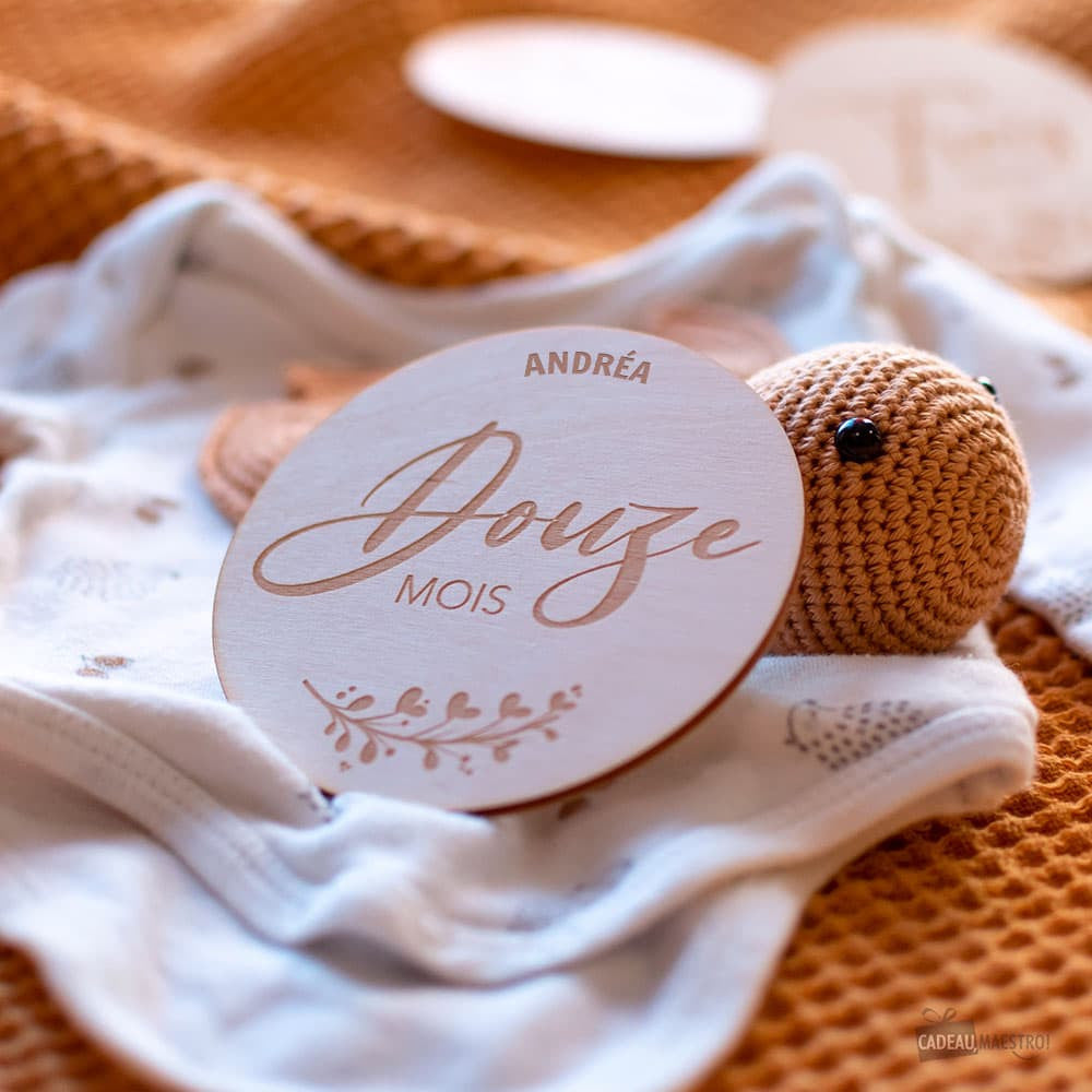 Cartes 12 Mois Bébé en Bois à Personnaliser - Accessoires Bébé Personnalisés